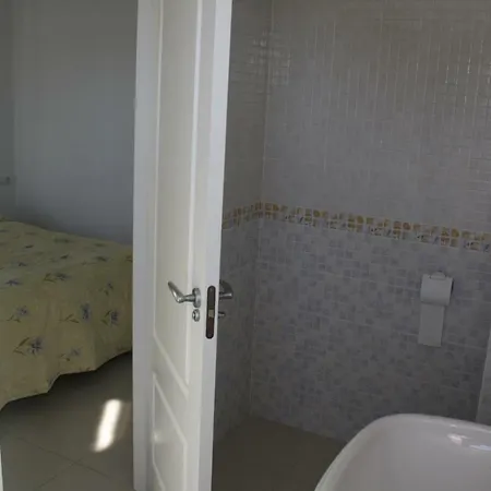 Apartament Close To The